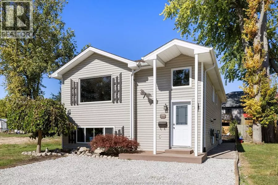 294 ERIEVIEW, Kingsville, ON N9Y1M4