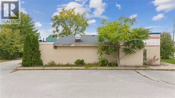 Lambton Shores, ON N0N1J0,95 KING STREET East