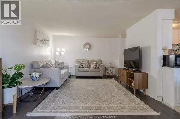 Windsor, ON N9A7A2,150 Park ST West #702