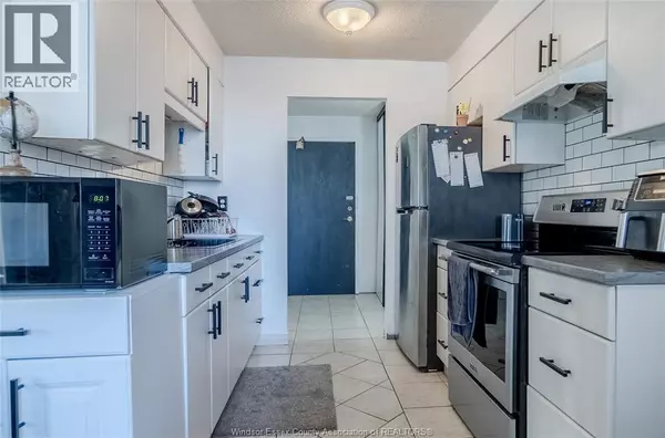 Windsor, ON N9A7A2,150 Park ST West #702