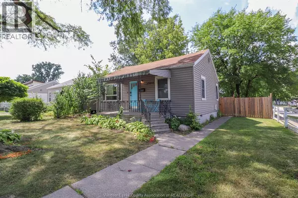 3504 BARRYMORE, Windsor, ON N9C1V3