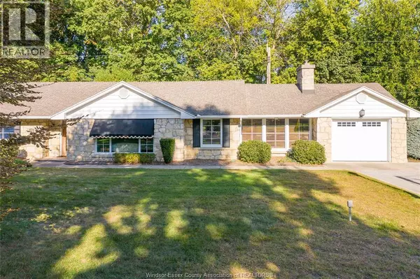 1506 WHITEWOOD, Kingsville, ON N9Y2V9