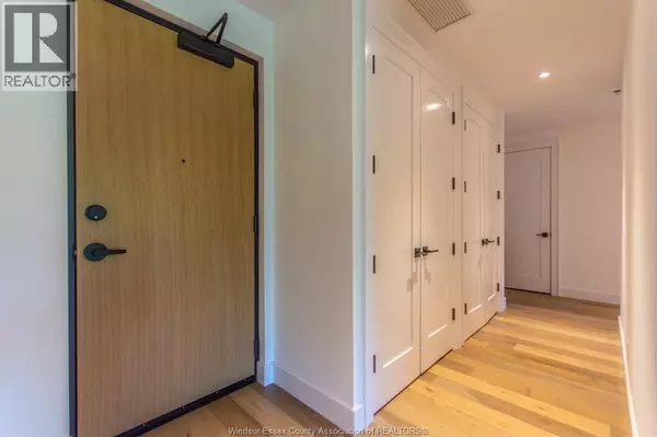 Tecumseh, ON N8N0E9,14400 TECUMSEH RD #207