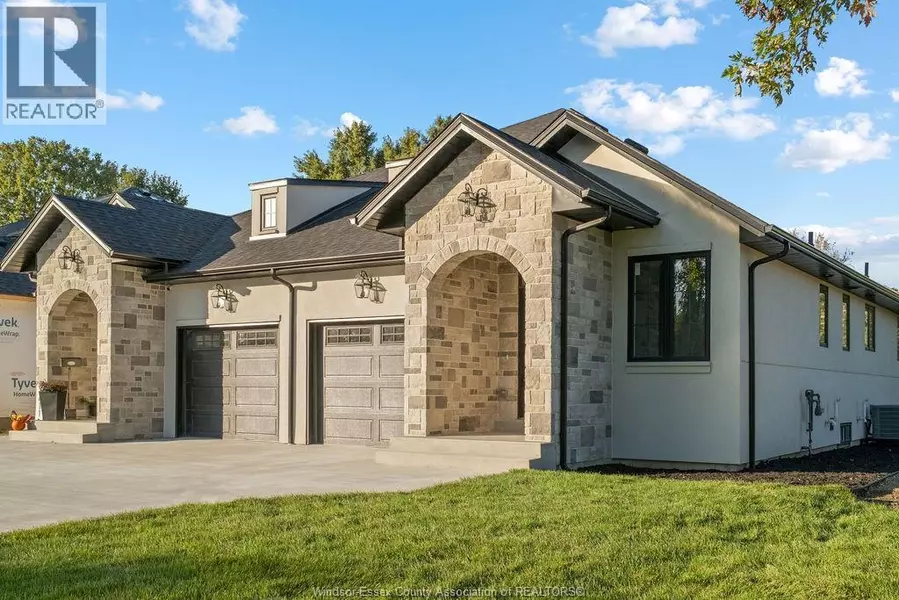 1407 STUART, Lasalle, ON N9J1Y4