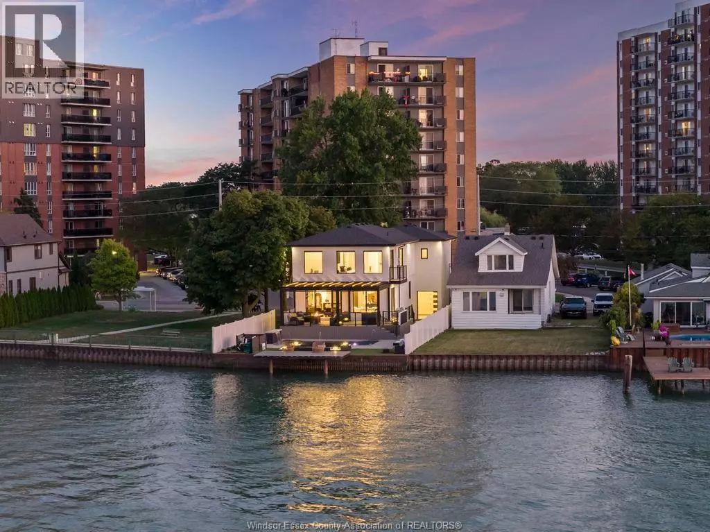 Windsor, ON N8S1E9,8720 RIVERSIDE DRIVE East