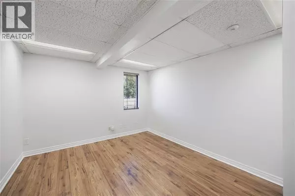 Sarnia, ON N7T7H2,2109 LONDON Line #21