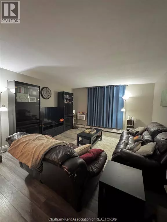 Chatham, ON N7L1E2,63 BALDOON RD #206