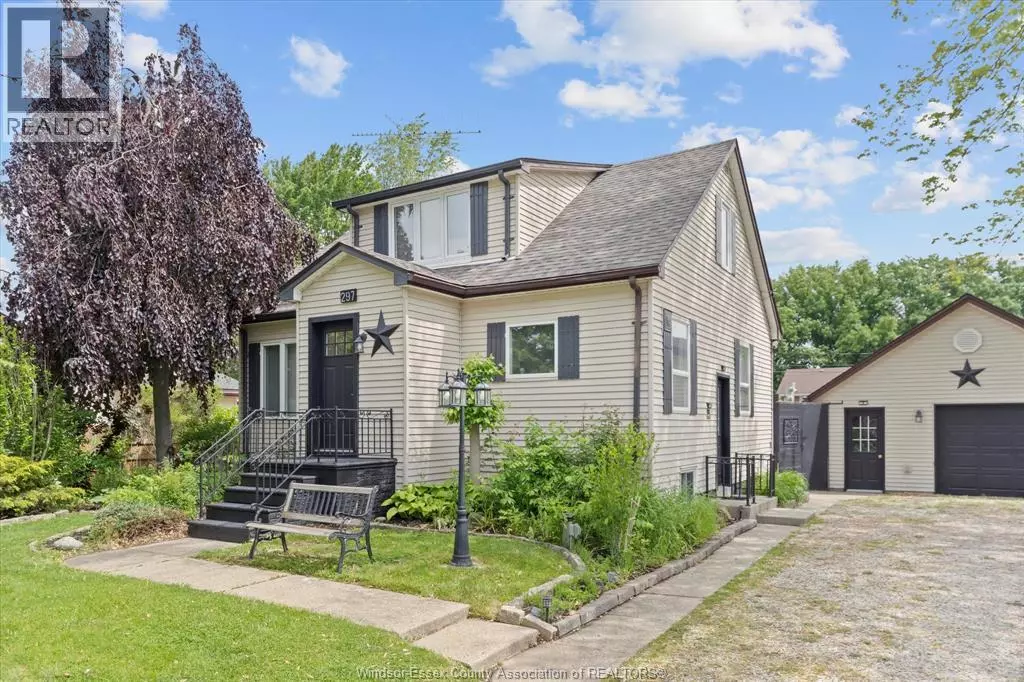 Essex, ON N8M1C2,297 Talbot South