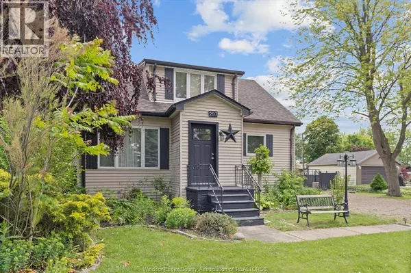 297 Talbot South, Essex, ON N8M1C2