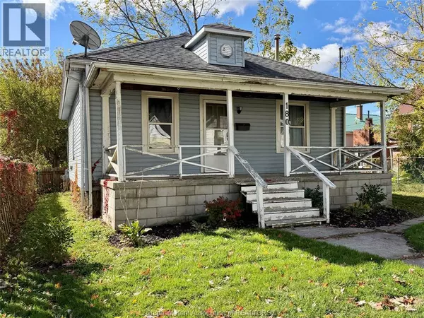 Chatham, ON N7M2N5,180 Raleigh STREET