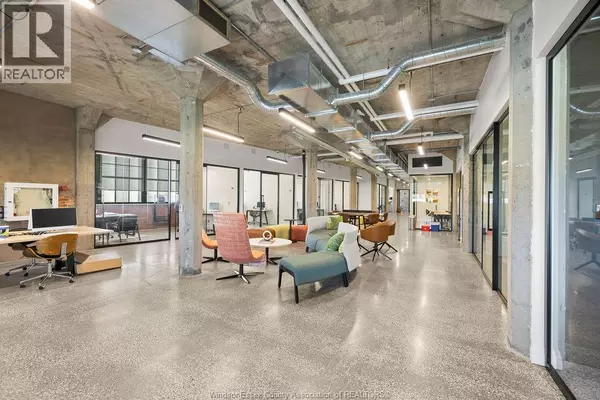 Windsor, ON N8Y2L3,325 DEVONSHIRE #320