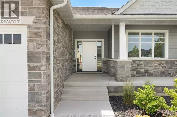 Belle River, ON N0R1A0,302 BLAKE AVENUE