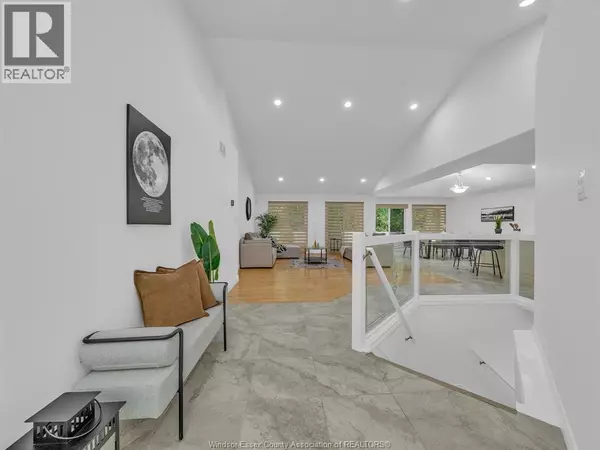 Windsor, ON N9E4P3,3648 INGLEWOOD STREET