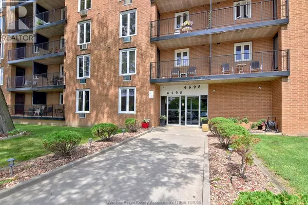 Windsor, ON N8T2X2,6520 THORNBERRY #155