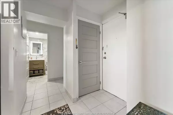 Windsor, ON N9A7A2,150 PARK #2701