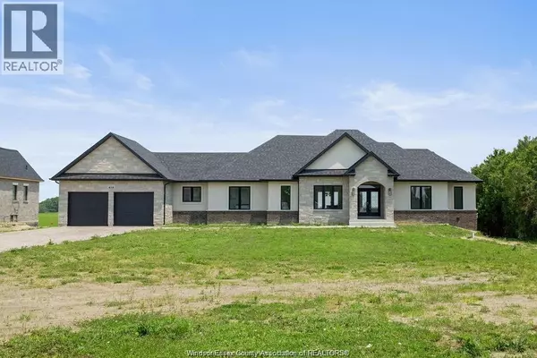 418 COUNTY RD 34, Kingsville, ON N8H3V6