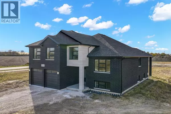 Tecumseh, ON N0R1K0,5245 AIDEN AVENUE