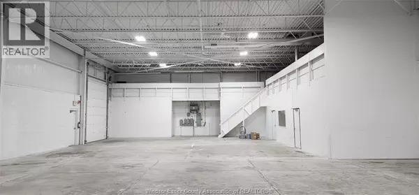 Lakeshore, ON N8N2L9,301 CROFT DR #4-5