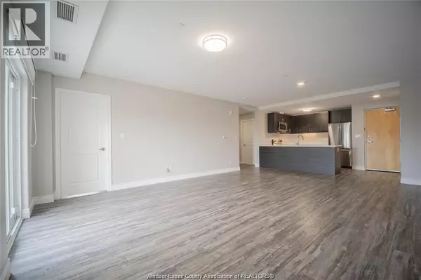 Windsor, ON N8P0B6,1675 BANWELL RD #306