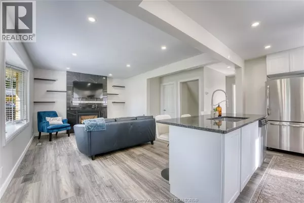 Windsor, ON N8S2Z8,994 EDWARD AVENUE