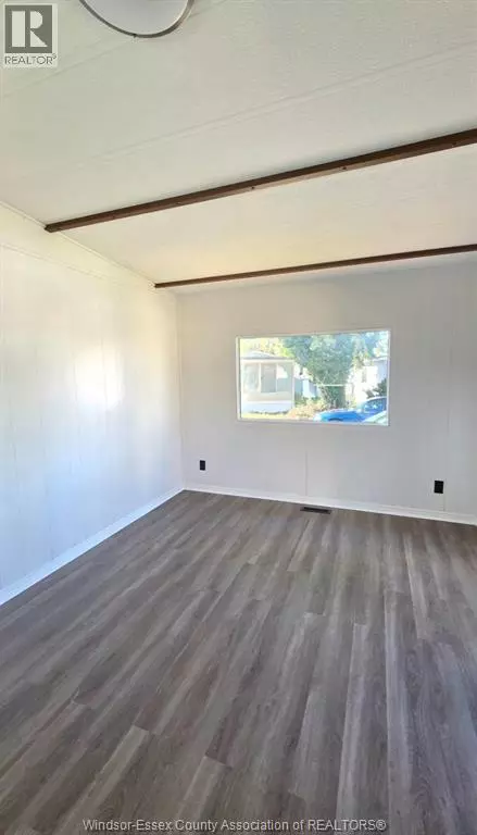 Windsor, ON N8W2B4,6 BONITA