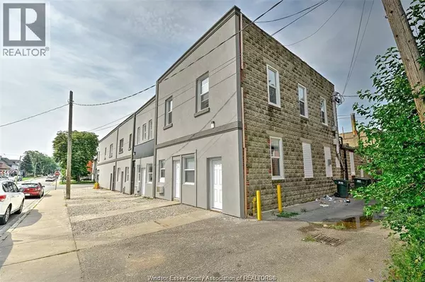 Windsor, ON N9A2K1,1188 WYANDOTTE ST East #4