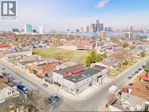 Windsor, ON N9A2K1,1188 WYANDOTTE ST East #4
