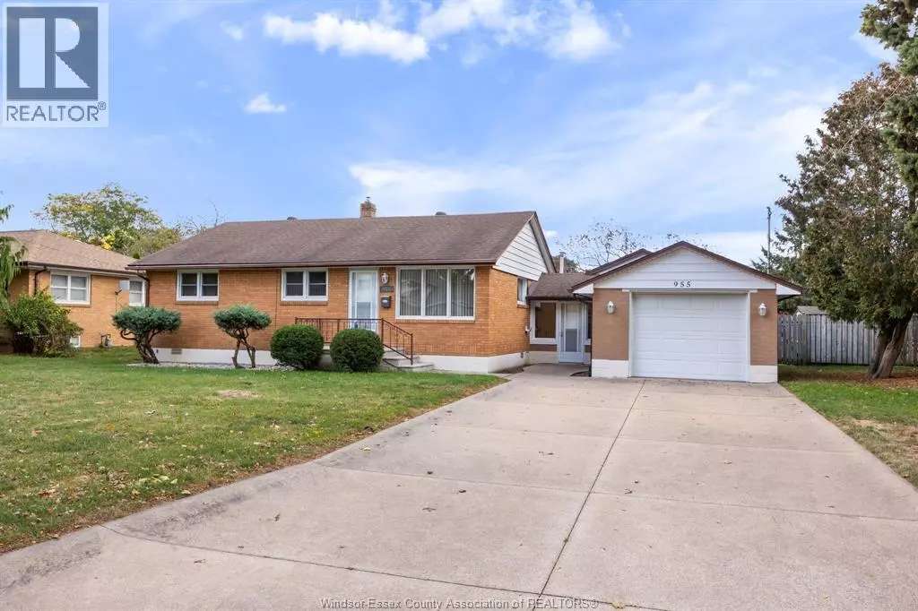 Windsor, ON N9G1L6,955 SCOFIELD