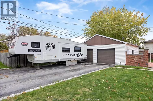 Windsor, ON N8W3C2,3706 BLISS