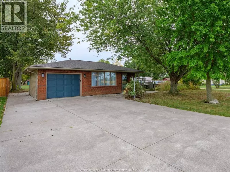 234 RENAUD LINE, Lakeshore, ON N8L0J7