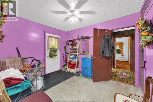 Kingsville, ON N0R1V0,768 COUNTY RD 8