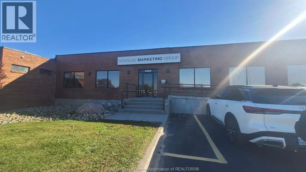 4960 WALKER RD #2, Tecumseh, ON N0R1L0