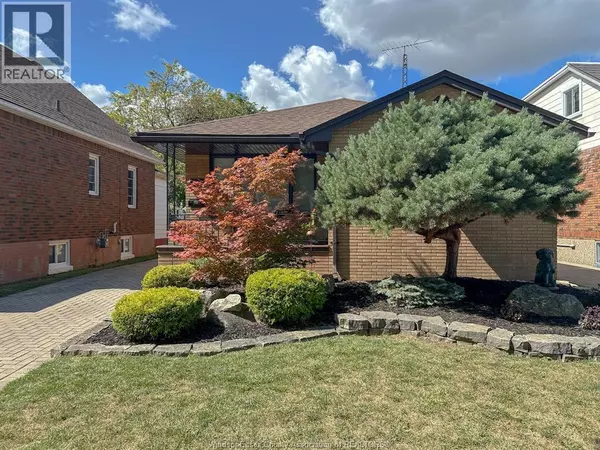 Windsor, ON N8Y4P3,1663 ALEXIS