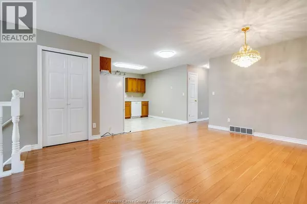 Tilbury, ON N0P2L0,54A Queen STREET South