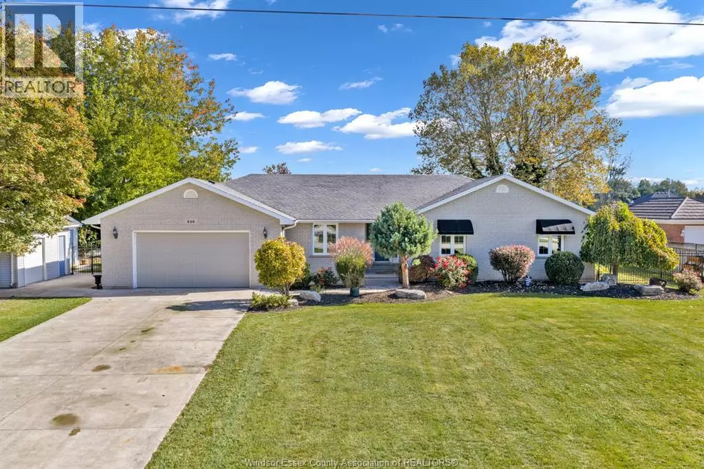 Lakeshore, ON N0P2L0,656 MARKHAM