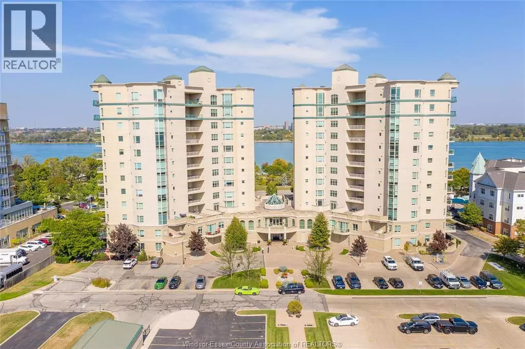 Windsor, ON N8Y5A3,4955 RIVERSIDE DR East #203