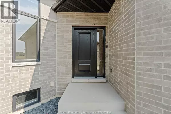 Leamington, ON N8H0G4,3 EAGLE STREET