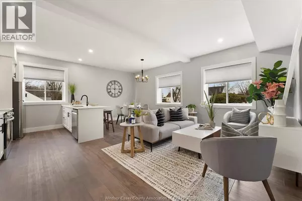 Essex, ON N8M1P9,120 CENTRE ST #2B