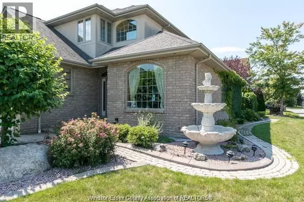 Windsor, ON N8P1M7,303 SHOREVIEW CIRCLE