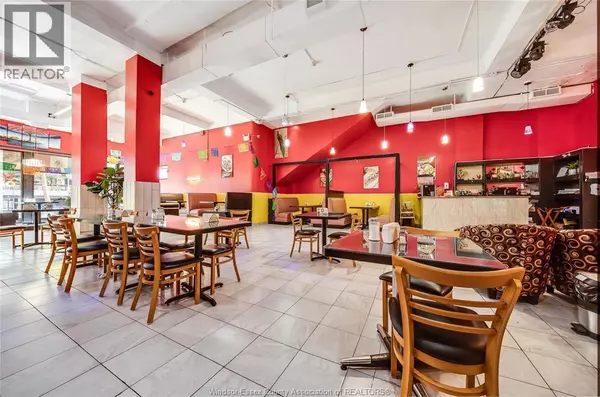 Windsor, ON N9A4J1,325 OUELLETTE AVENUE