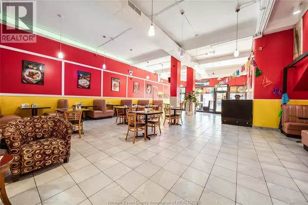 Windsor, ON N9A4J1,325 OUELLETTE AVENUE