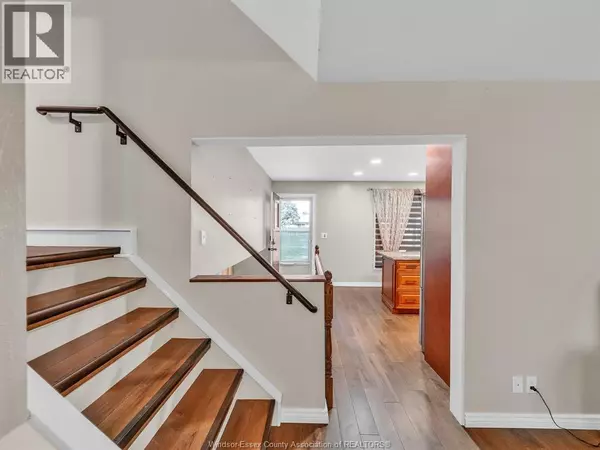 Amherstburg, ON N0R1G0,10 DURANGO