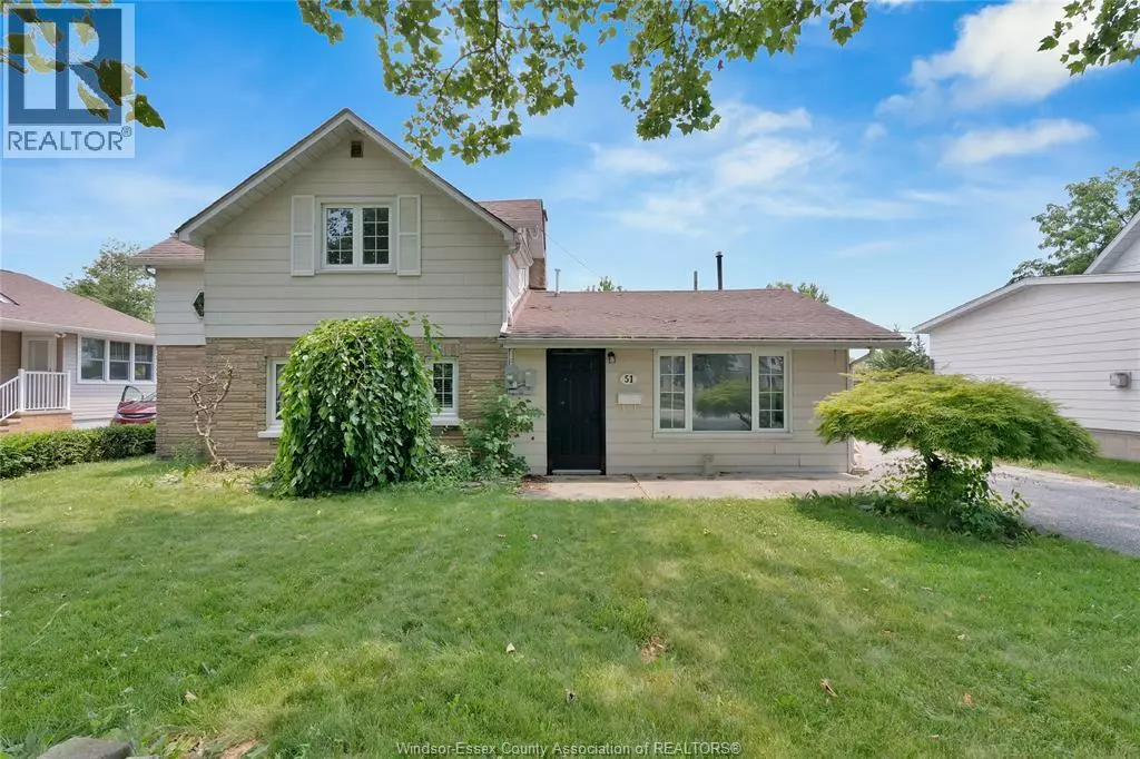 Amherstburg, ON N9V2G5,51 BALACLAVA