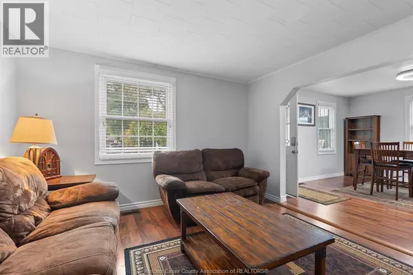 Windsor, ON N8Y2A1,4756 SEMINOLE