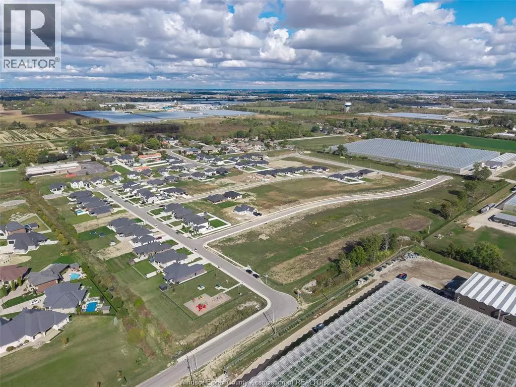 Kingsville, ON N9Y0G6,1844 MOLISE BOULEVARD