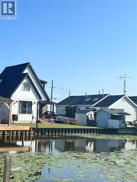 Lighthouse Cove, ON N0P2L0,19260 Lakeside DRIVE