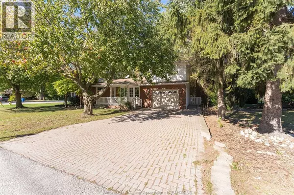 Lasalle, ON N9J1G8,1005 BOUFFARD