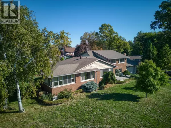 Leamington, ON N8H3Z8,3 BETH