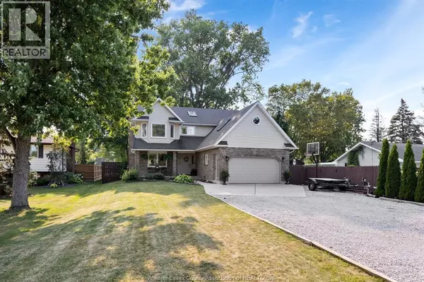 Lakeshore, ON N0R1A0,237 EAST PUCE