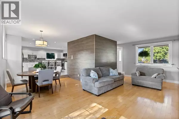 Lakeshore, ON N0R1A0,237 EAST PUCE